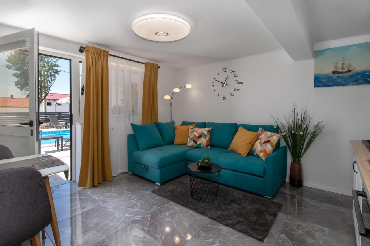 Apartments Mila Klenovica Extérieur photo