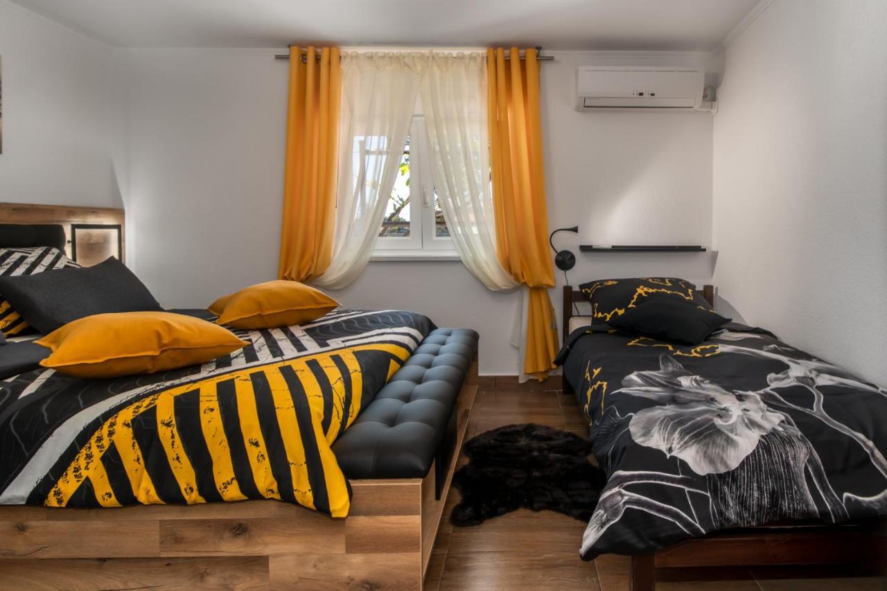 Apartments Mila Klenovica Extérieur photo