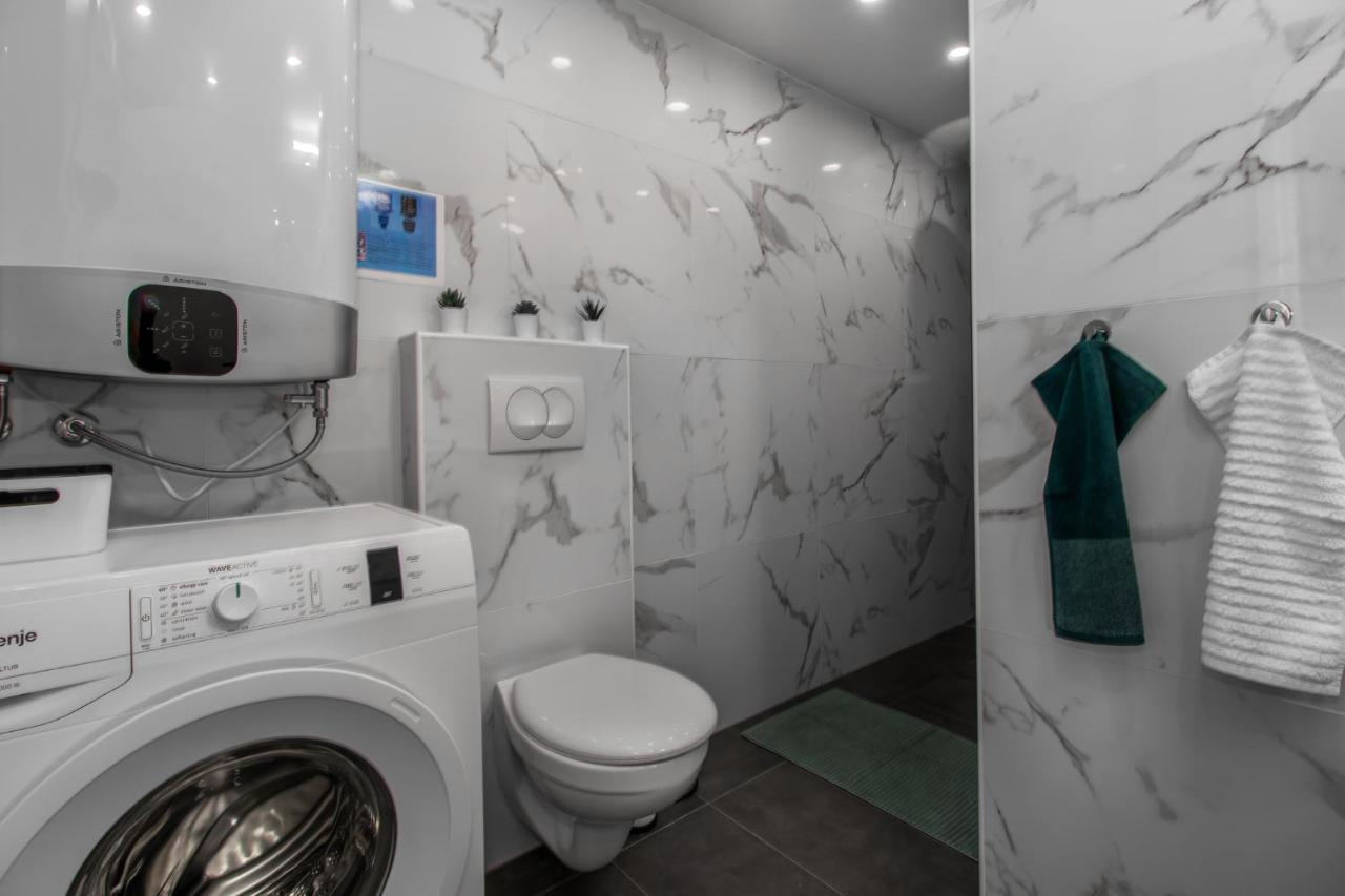 Apartments Mila Klenovica Extérieur photo